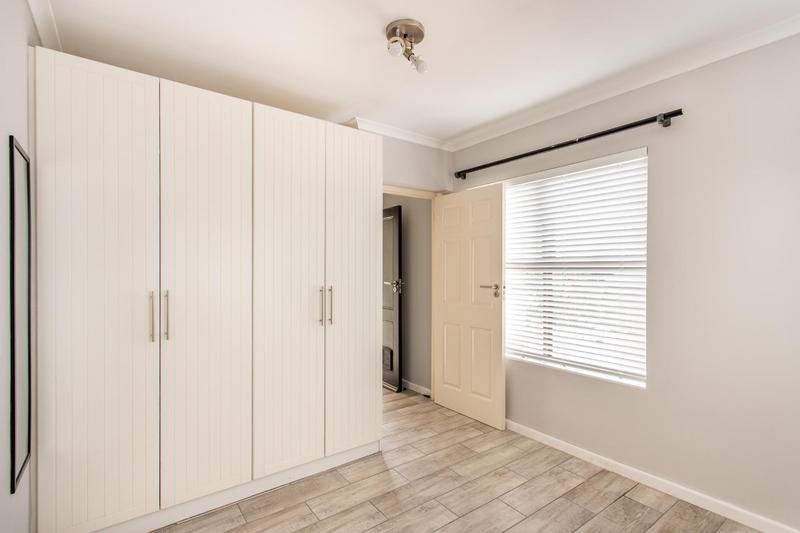 2 Bedroom Property for Sale in Rondebosch Western Cape